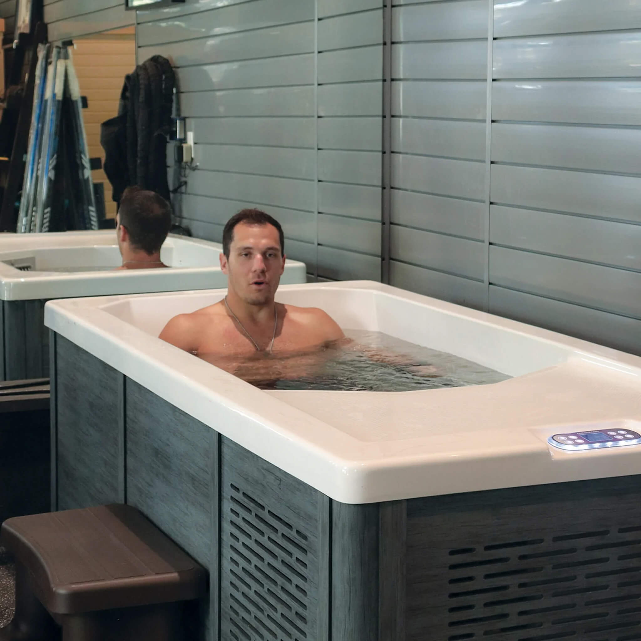 Cold plunge tub ozone heat pump ice bath recovery biohacking indoor outdoor cold water therapy wellness spa at Home Man Cave