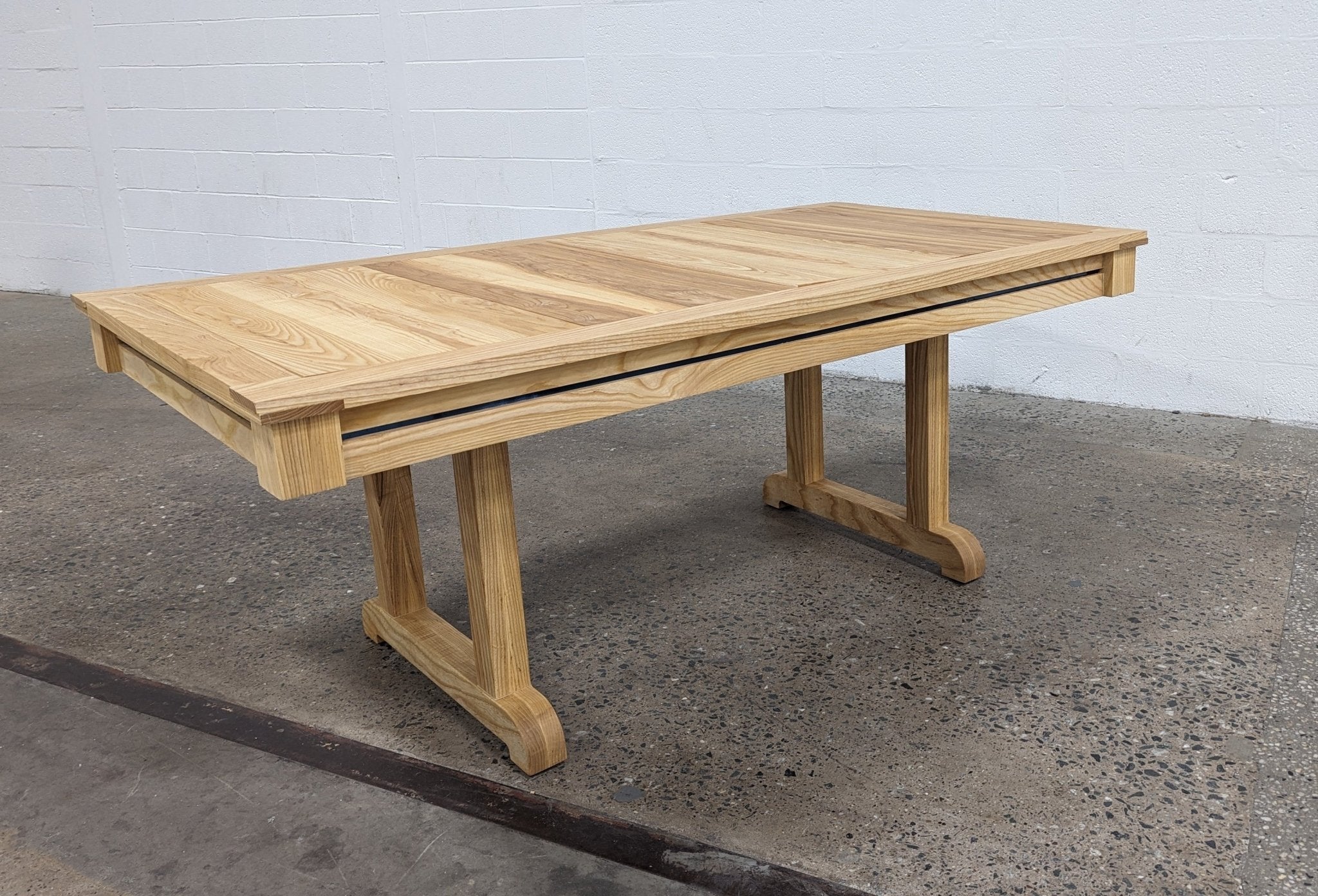 luxury gaming table solid hardwood premium maple cherry walnut timber estate mansion recreational furniture bespoke asset